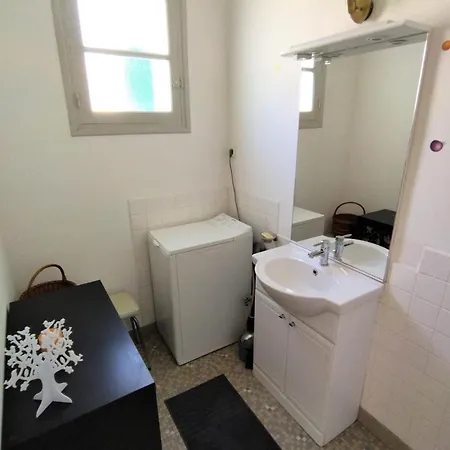 Maison De Vacances - Authentique Quartier De La Chaume - 4 A 5 Pers Ferienhaus