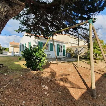 Ferienhaus Maison De Vacances - Authentique Quartier De La Chaume - 4 A 5 Pers